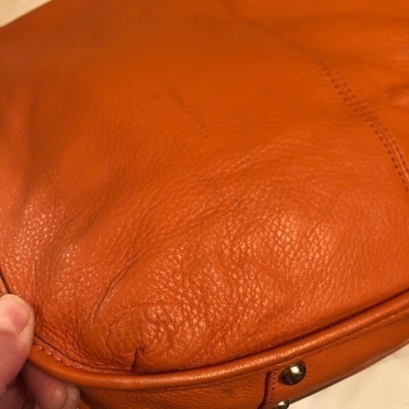 B makowsky orange leather two way bag - Picture 7 of 14